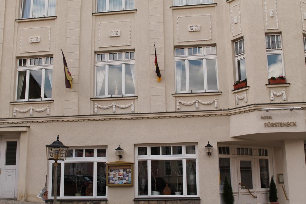 Hotel Fursteneck Bernburg Exterior photo